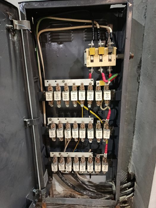Elektrik xizmati.