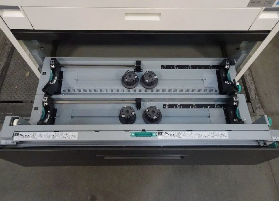 Copiator a0+ Kip 7170,  puțin folosit, contor mic