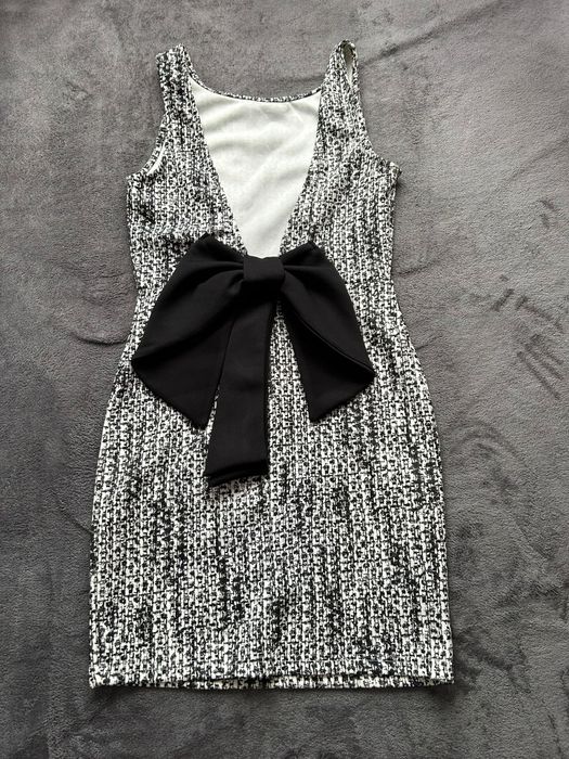 Rochii S-M-rasp la cerere