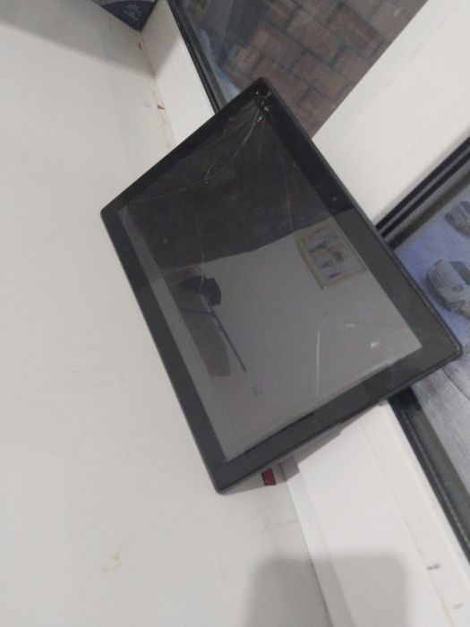 Продам Планшет lenovo