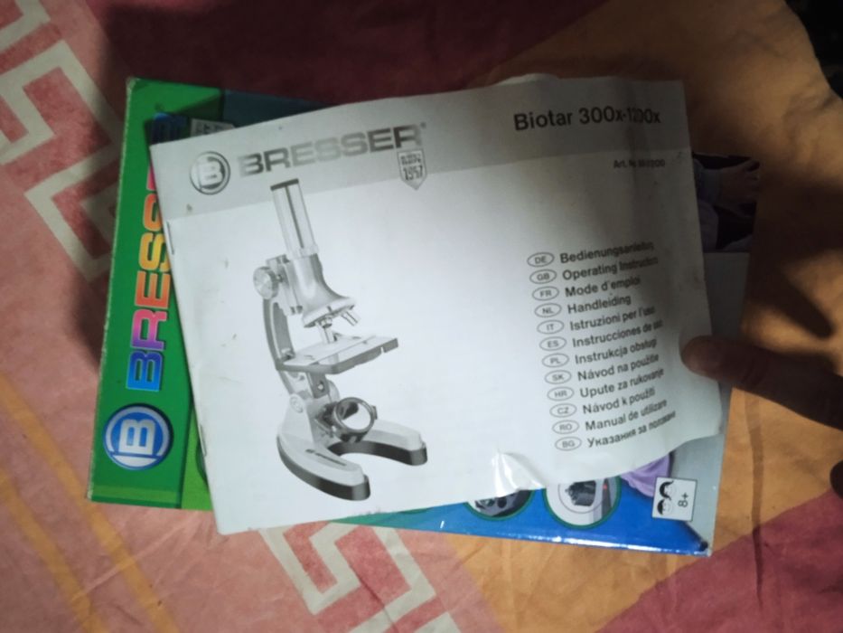 Vând microscop pentru copii