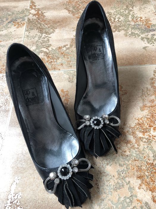 Продам шикарные туфельки