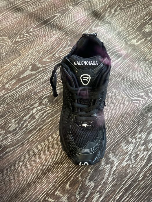 Balenciaga runner