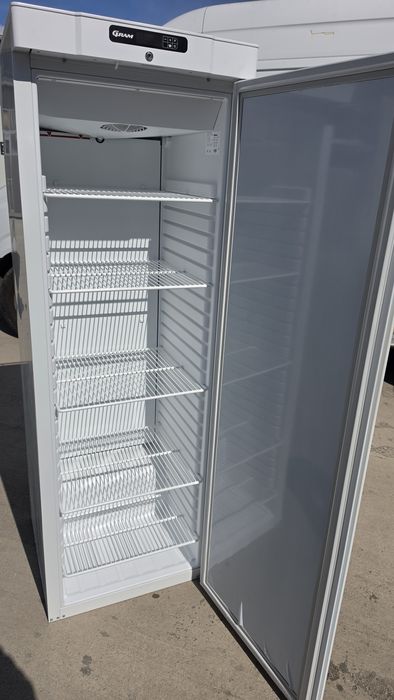 Професионален охладител Gram