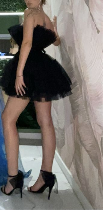 Rochie neagra scurta