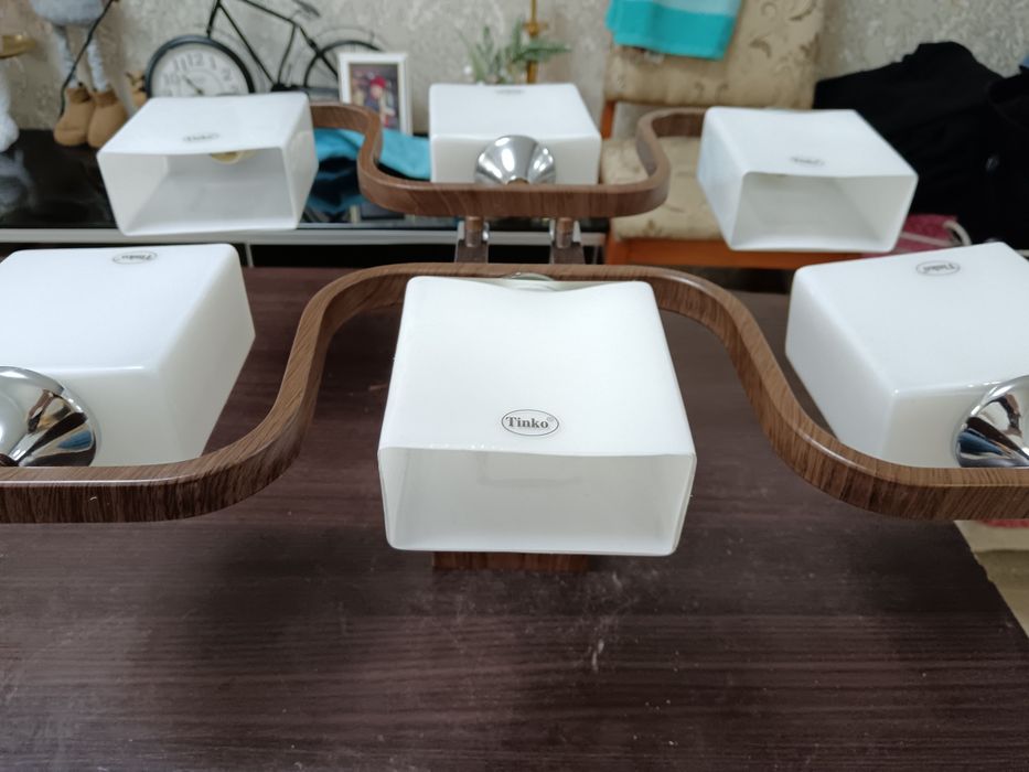 Продам люстру бу