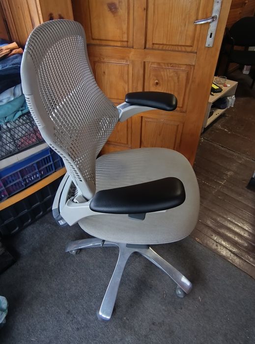 Knoll-модел:"Generation by Knoll"-ергономичен,конферентен стол