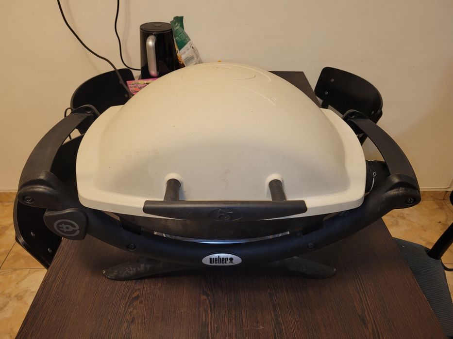 Vand gratar electric weber q1400