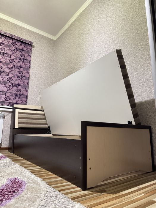 Кровать односпальная