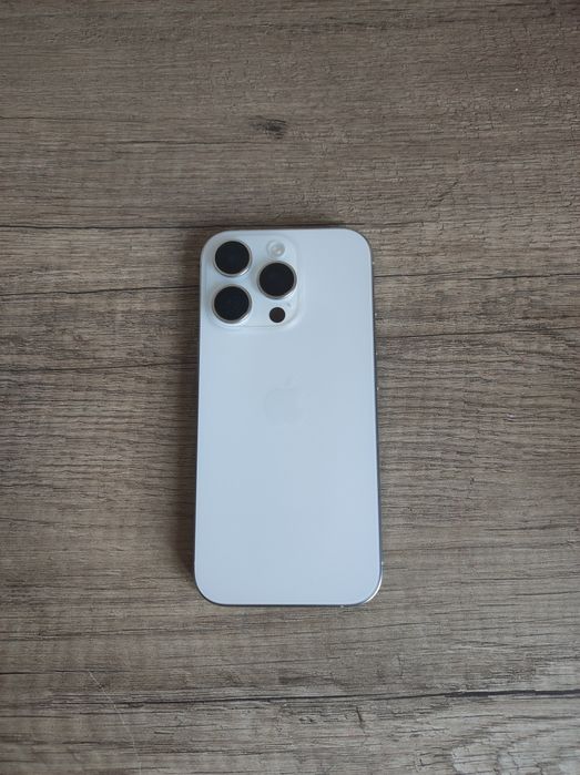 Iphone 16 pro с гарантией