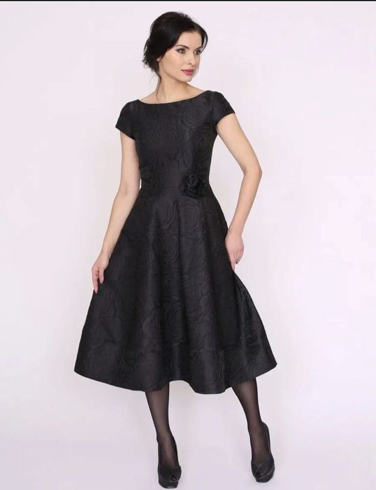 2 Платья по 7 000тг