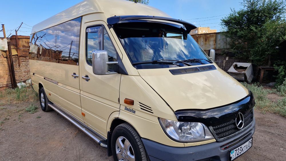Мерседес спринтер 18 мест в любом направлении.