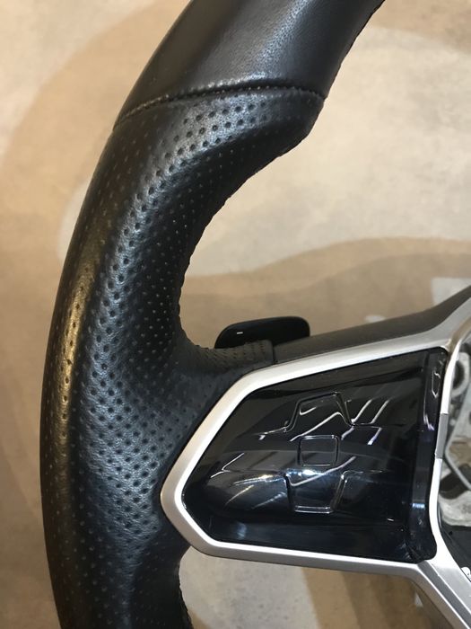 Волан Голф 8 / Golf 8 GTI сензорен с пера