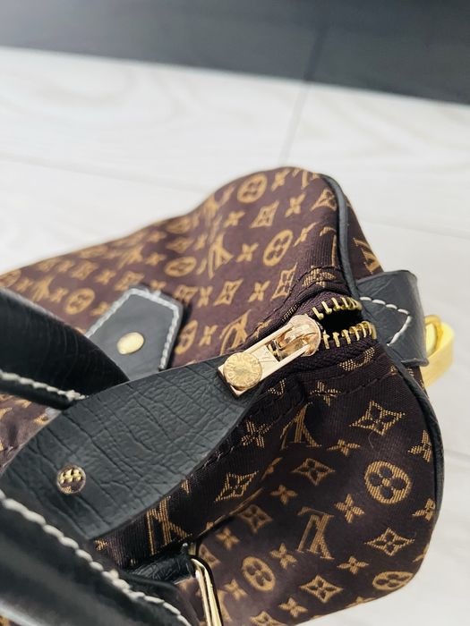 Geanta Louis Vuitton