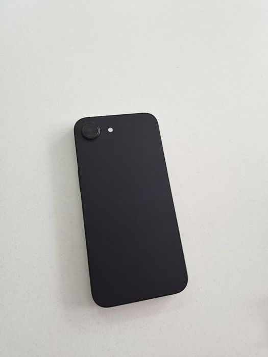 iPhone 16e 128gb
