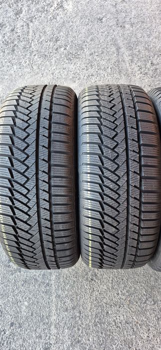 4 anvelope iarna ca si noi Continental 235/50/18.Pretul este pe bucata