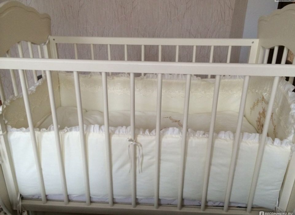 Детская манежка с маятником с матрасом