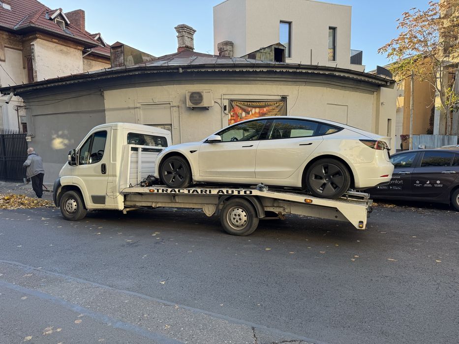 Tractari auto/ platforma auto 24/7 Bucuresti - Ilfov