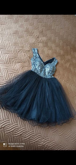 Бална рокля ,обличана само веднъж