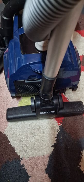 Продам пылесос SAMSUNG  ОТЛИЧНЫЙ