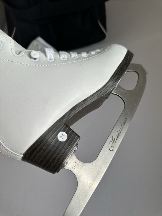 Коньки детские фигурные