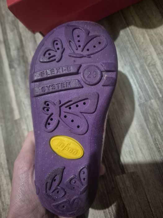 Маркови маратонки PUMA + подарък пантофи Befado