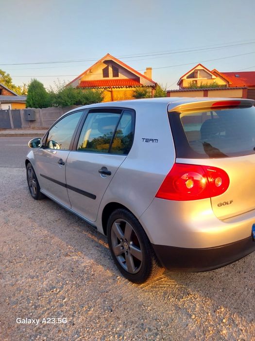 Volkswagen Golf V 1.9TDI 105CP TEAM