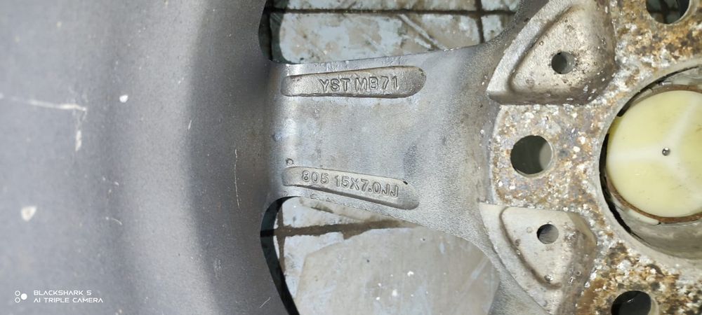 Продам диски на Мерседес