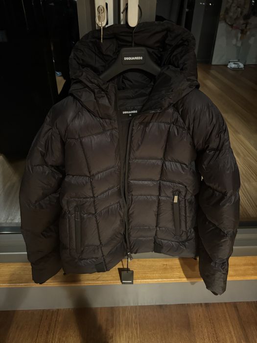 Ново Оригинално яке DSQUARED2 IT52