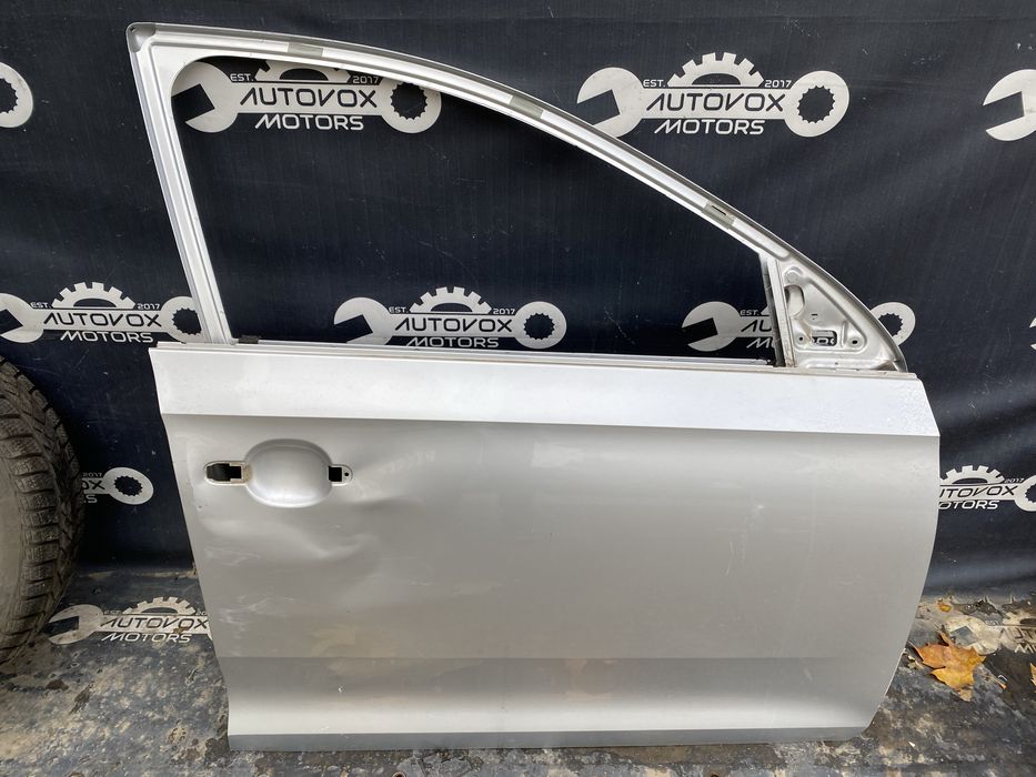 Usa portiera dreapta fata Skoda Rapid an 2012-2017