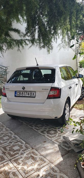 Шкода фабиа 1,1 бензин газ заводска.