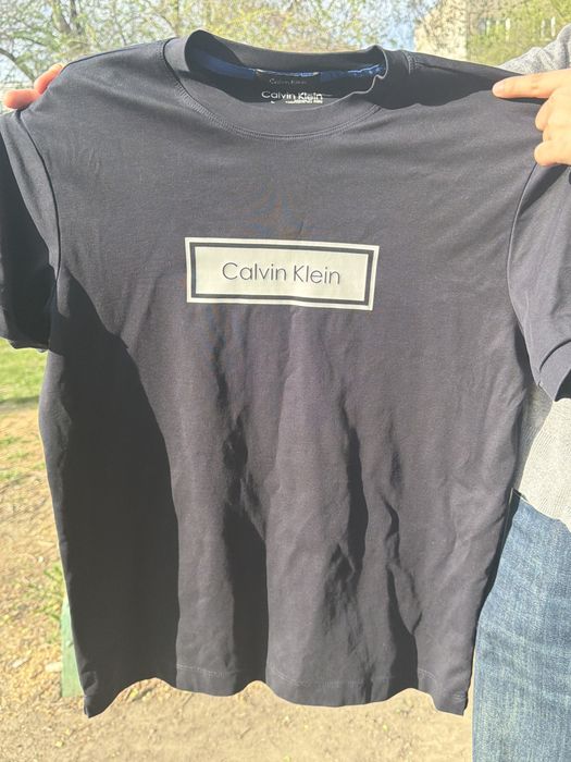 футболка calvin klein