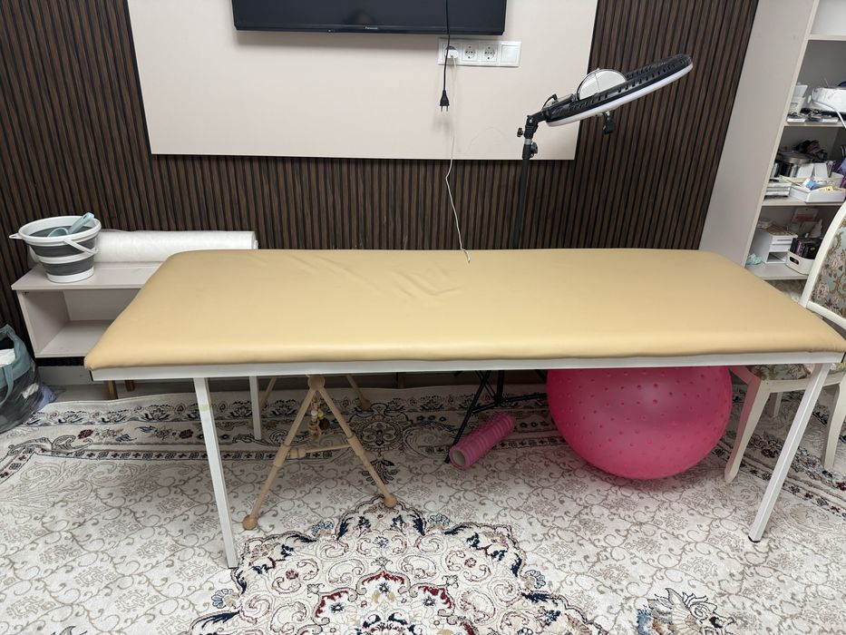 Продам кушетку не складную