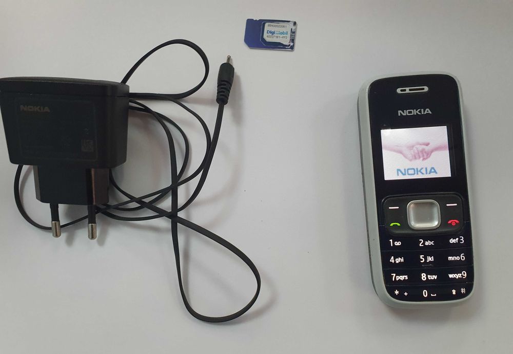 telefon Nokia 1209 perfect functional necodat taste butoane