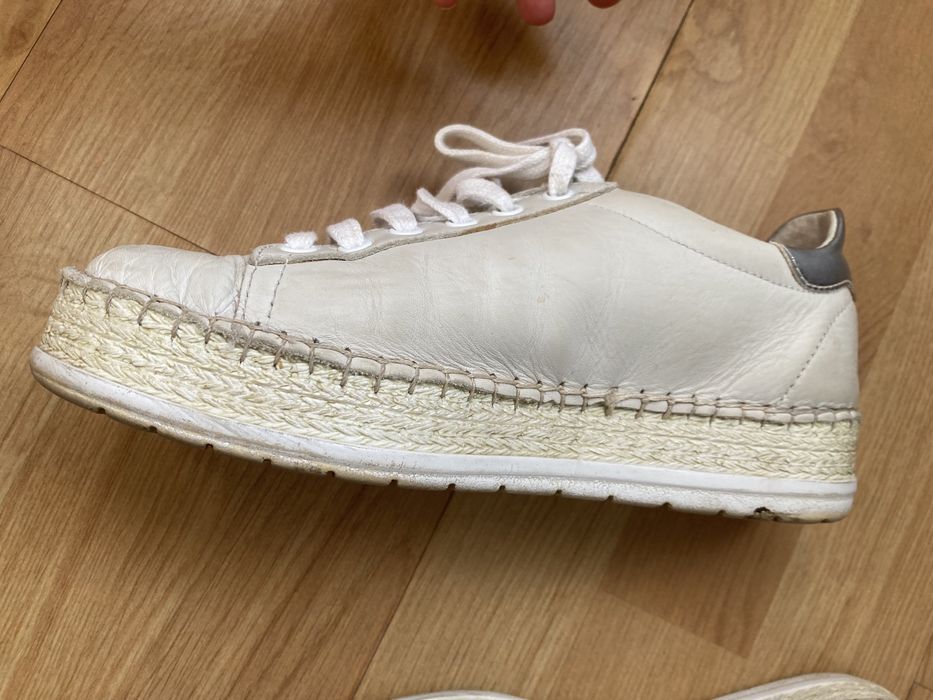 Tenesi piele cu talpa groasa 36