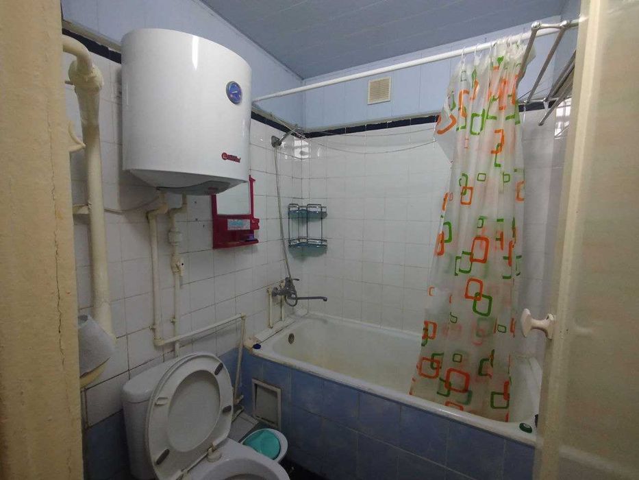 Фрунзиский Хумо клиникаси 2 хонали квартира ижарага берилади.ID: 1524