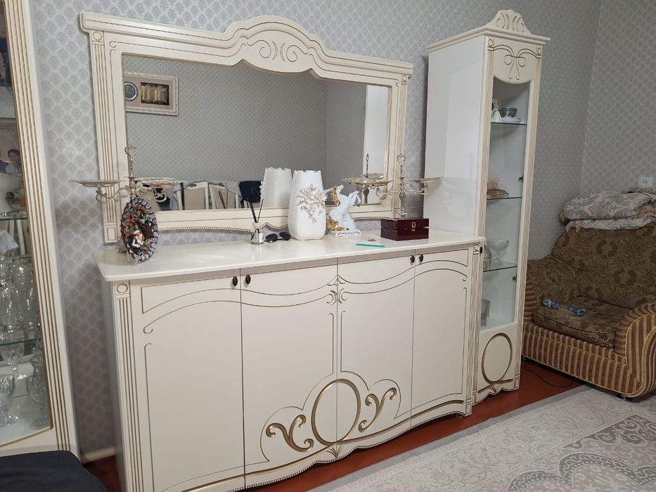 Стенка для гостинной.