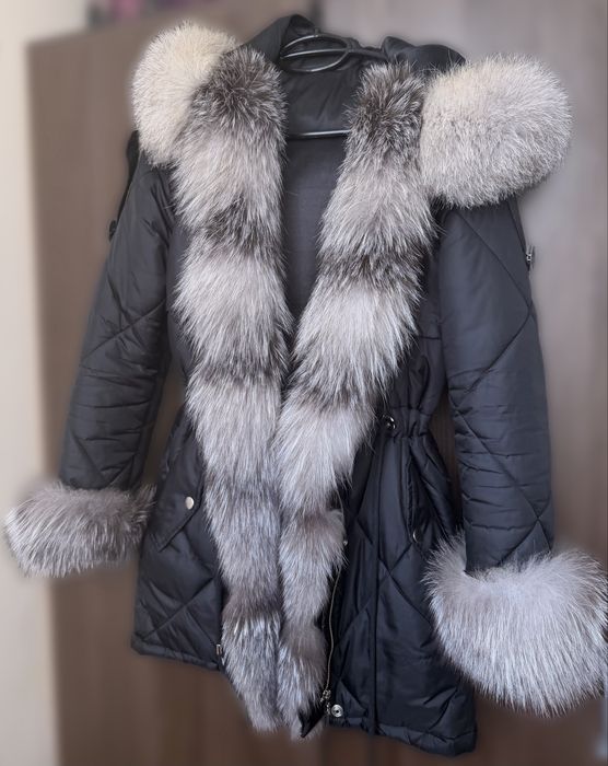 Зимно яке с естествен косъм