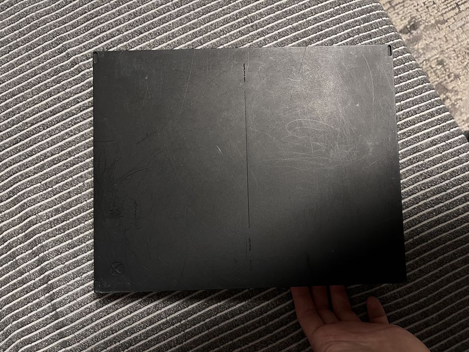 Xbox One S cu Fifa 19 inclus(nu mai am carcasa jocului)