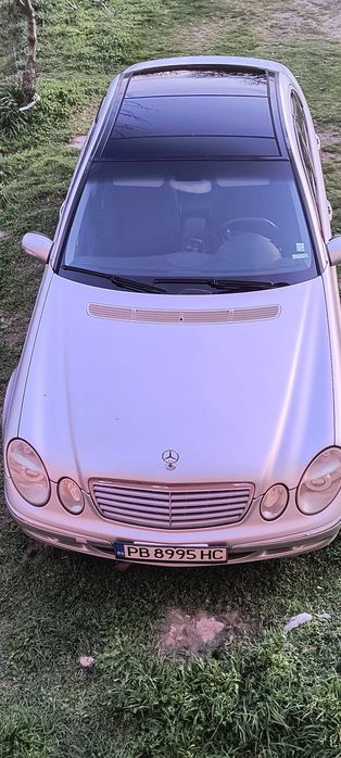 Мерцедес Бенц W211 2002г