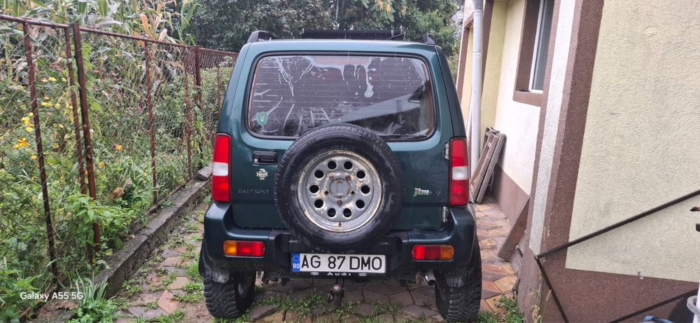 Vand Suzuki Jimmy in stare foarte buna