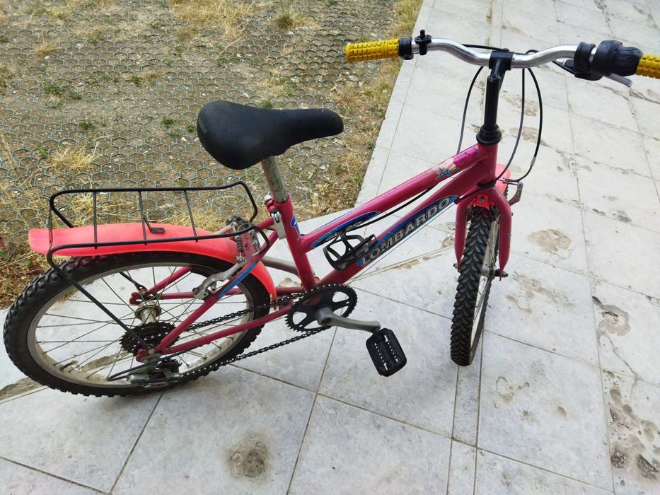 Продавам детски колела и едно за възрастни