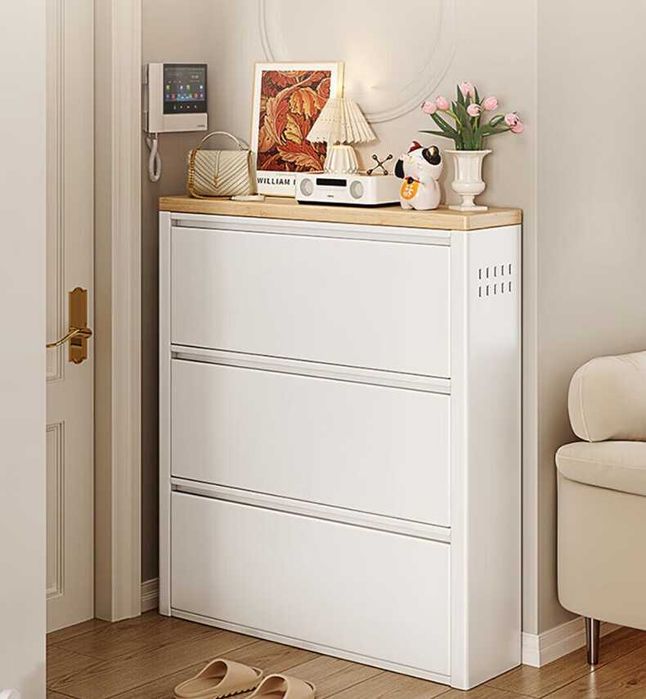 Zamonaviy devor poyabzal javoni / Современная полка обуви