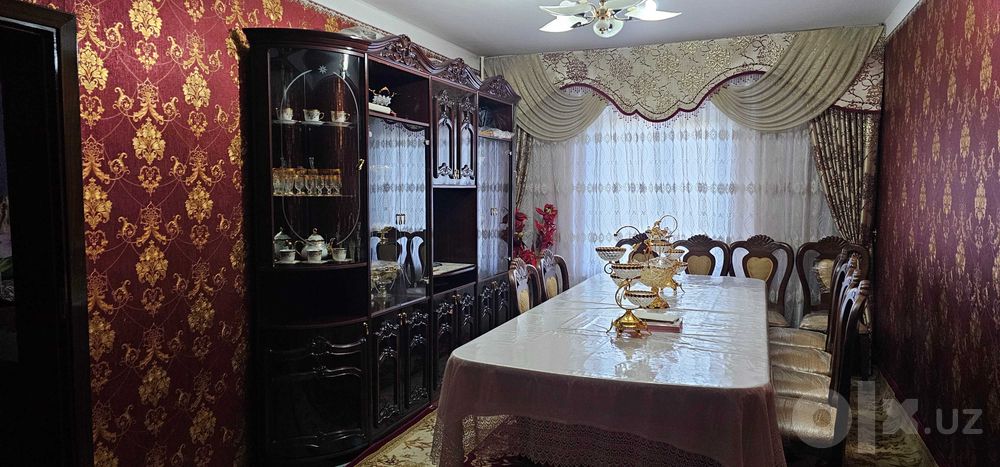 Срочно 4 хонали квартира сотилади сергели 8, хокимият