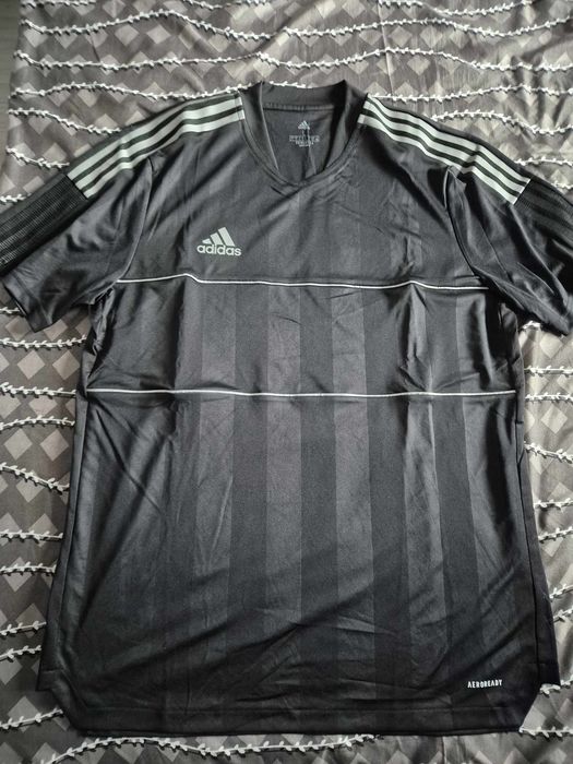 Tricou adidas marimea M
