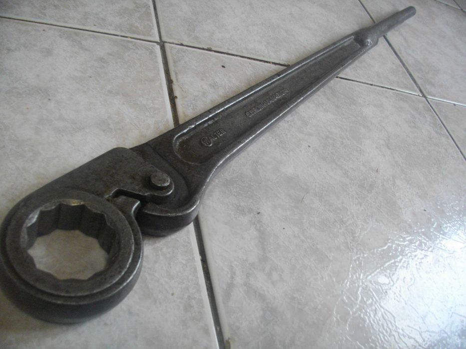 Голям Камионаджийски Ключ Кръстат Кръстачка Тресчотъчен Раздвижен Герм