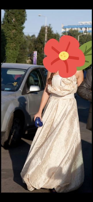 Rochie bej, poate fi folosita ca rochie de mireasa