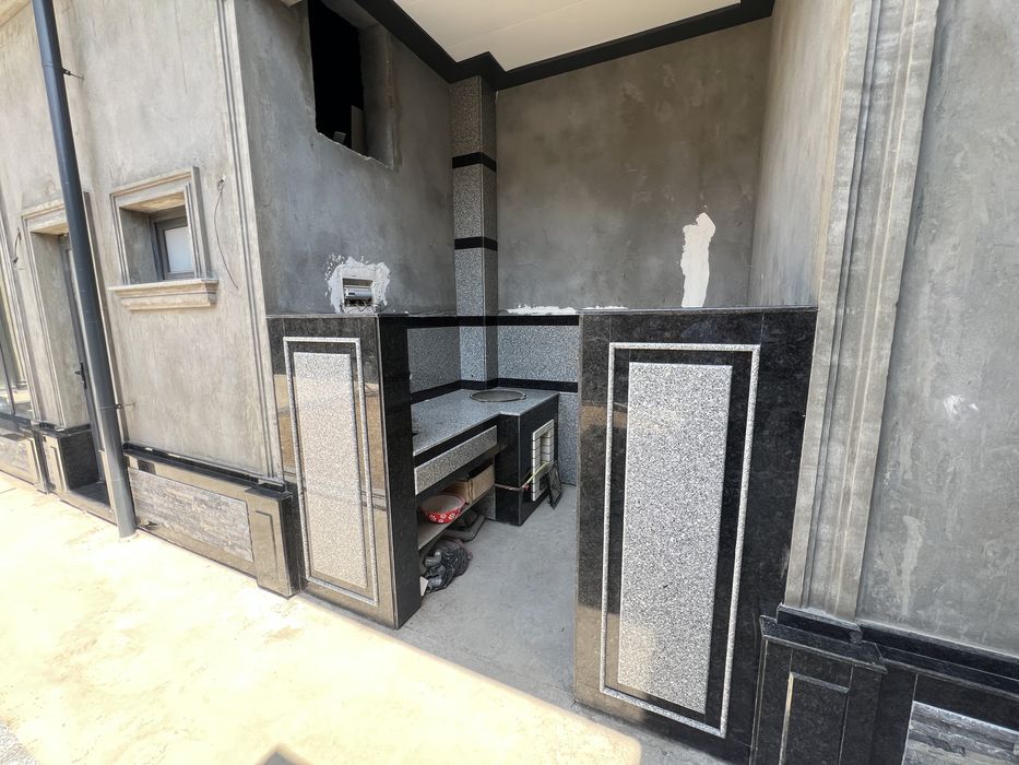 Hovli sotiladi 3 sotix