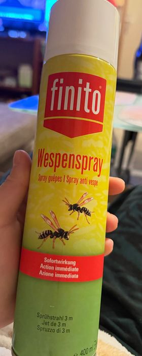 Finito Wespenspray е специализиран препарат за отстраняване на оси