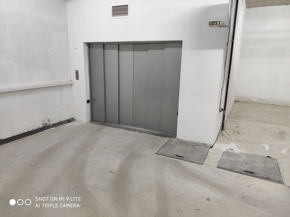 Дава се под наем Гараж / Паркомясто в Бургас, Изгрев - 13 кв.м за 48.45 € - Снимка #3